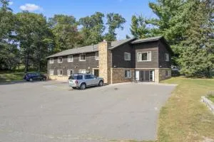 Pelican Lakes Motel - Nisswa