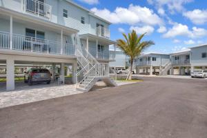 Panoramic Ocean Views Galore