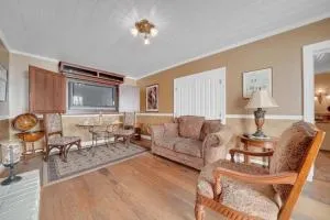 Romantic Victorian Getaway The Hideaway - 杰克逊