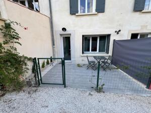 Appartements Studio terrasse : Appartement 1 Chambre