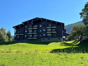 Appartements Studio vue montagne a 200m des pistes : photos des chambres