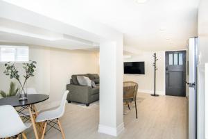 RentX Modern Suite - Near GO Hospital Parking