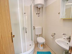 Apartments Nodilo - One Bedroom Apartment with Balcony and Sea View Apt 1