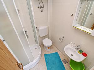 Apartments Nodilo - One Bedroom Apartment with Balcony and Sea View Apt 1