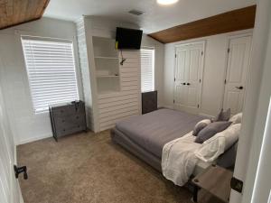 Relaxing 3 bed 2 bath home by the intracoastal