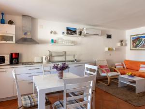 Holiday Home Anima Maris- Duplex Two Bedroom Holiday Home with Terrace and Sea View 