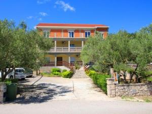 Apartments Veselka, Lumbarda - Standard Room with Balcony and Sea View Room 2