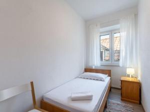Apartments Sonja - Two Bedroom Apartment with Balcony and Garden View A3 2 ST