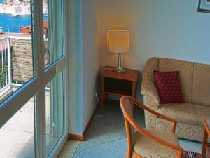 Apartments Sipa - Comfort Two Bedroom Apartment with Balcony and Sea View Apartman B