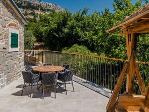 Villa Manda Korina - Three-Bedroom Villa with Private Pool 