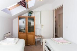 Apartments Tramonto - One Bedroom Apartment with Balcony and Sea View