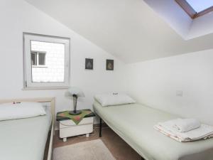 Apartments Tramonto - One Bedroom Apartment with Balcony and Sea View