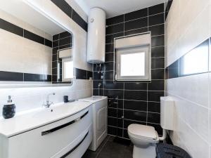 Villa Camellia - Two Bedroom Villa with swimming pool