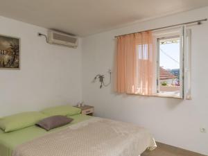 Apartment Meet & Greet- Studio Apartment with Terrace and Sea View