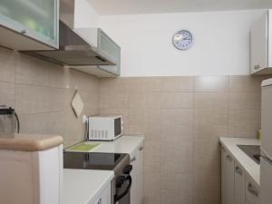 Apartment Meet & Greet- Studio Apartment with Terrace and Sea View