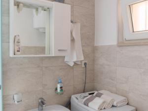 Apartment Meet & Greet- Studio Apartment with Terrace and Sea View