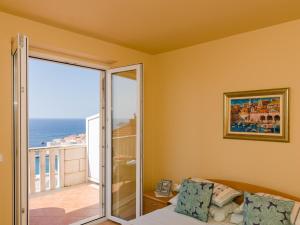 2 Bedroom apartment with balcony