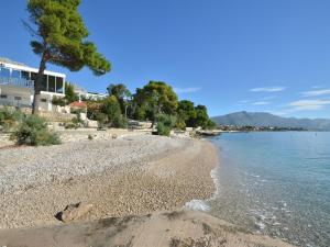 LaidBack Apartments - Comfort One Bedroom Apartment with Balcony and Sea View Green