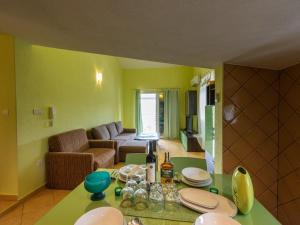 Apartments Karen - Standard One Bedroom Apartment with Balcony A3