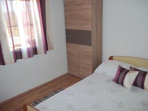 Holiday Home in Mirca with terrace