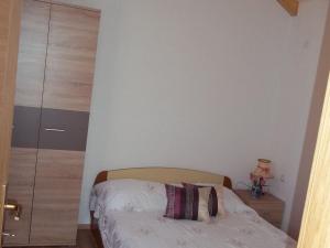 Holiday Home in Mirca with terrace