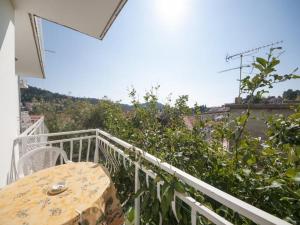 Berties Lodge - Comfort One Bedroom Apartment with Balcony and Sea View A3