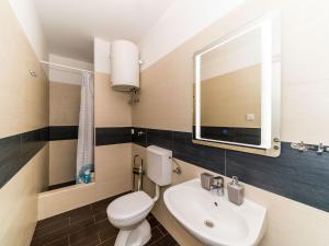 Apartments Dub - One-Bedroom Apartment no 3