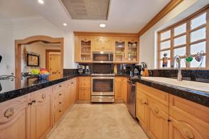 Villa La Estancia 2306 - Garden Ocean View