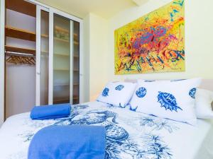 Apartment Reale - One Bedroom Apartment with Balcony and Sea View