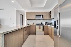 Stunning Views of Cabo San Lucas Bay 2BD-2BA