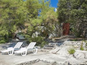 Holiday Home Neda-Three Bedroom Holiday Home with Terrace and Sea View