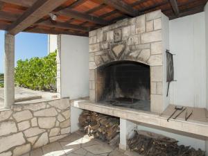 Holiday Home Neda-Three Bedroom Holiday Home with Terrace and Sea View