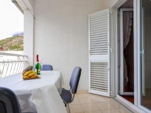 Apartments Pezo - Superior Studio with Balcony and Sea View