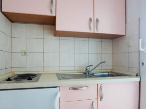 Apartments Pezo - Superior Studio with Balcony and Sea View 