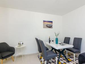 Holiday home Barbara - Two Bedroom Holiday home