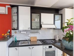 Apartment Merivo - Apartment with Sea View