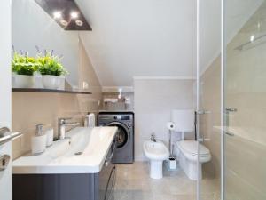 Apartment Dragojevic - Two bedroom apartment with Terrace and Sea View