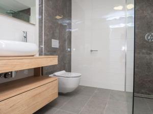 Apartments Dva Galeba - Standard One Bedroom Apartment with Terrace 101