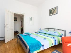 Apartment Blue & Green - Two-Bedroom Apartment with Terrace and Garden View