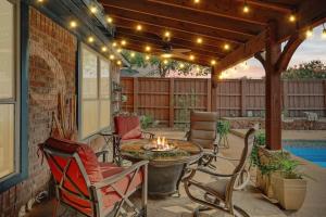 Vista Valley Vacay 5-BD w Pool & Cinema