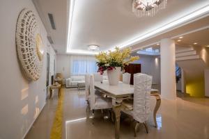 SP Private Holidays