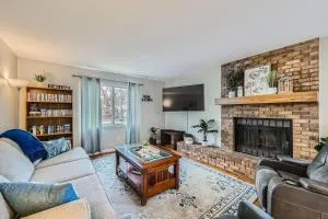 Longmont Gem Pet & Family Friendly Home Office 30 Day - Niwot