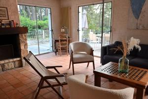 Maisons de vacances Mane Roz : Maison 5 Chambres