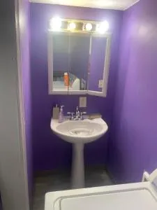 Upstairs bunk - 尤蒂卡