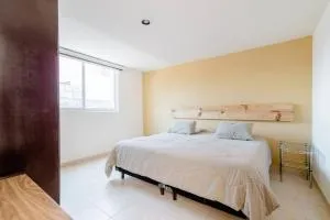 Habitación con Cama King Size en Puebla, Puebla - Акацинго-де-Идальго