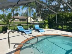 Family Retreat in Tropical Oasis - North Port