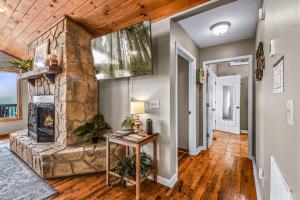 Roundtop Mountain Ridge cabin