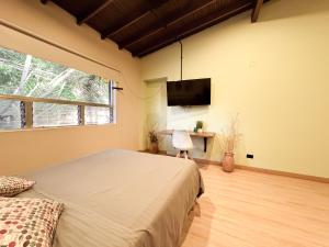 Apartamento amoblado asiste a Guns N Roses NID201 By Roots Rentals