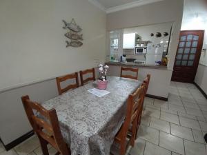 Apto 12-2 com churrasqueira - Beira mar - Sirlei Ubatuba