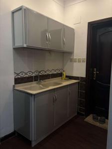 شقق عمر الفندقية